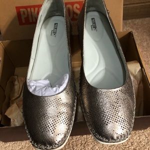 Like new Pikolino Ballet flats